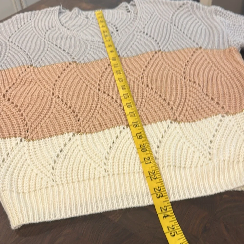 Colorblock Knit Sweater - Picture 4 of 6